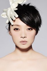 同龄人林红