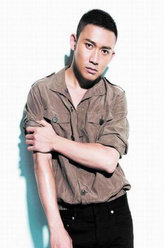 枪声背后叶正龙