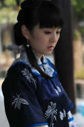 百媚千娇红绣女