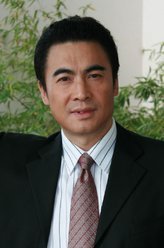 关怀施大生