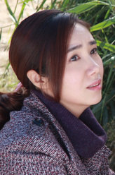苦乐村官杏花