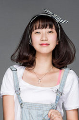 红色青橄榄葛佳琦