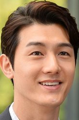 花美男拉面馆崔江赫