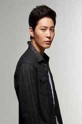 龙八夷金泰贤