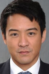 坚离地爱坚离地陈智燊