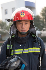 火线出击张梦一