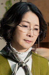 麻烦家族潘素