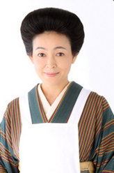 多谢款待卯野郁(芽衣子的母亲)