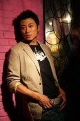 浮尘下的枪声刘磊