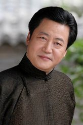 四世同堂冠晓荷