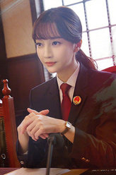 黑色灯塔范嘉怡